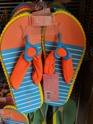 Thrift Store «Goodwill Ann Arbor/Ypsi Store», reviews and photos