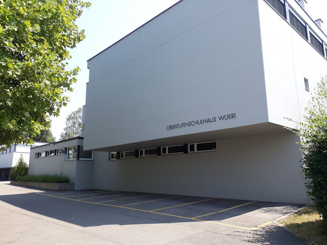 Rezensionen über Oberstufenschule Wüeri in Uster - Schule