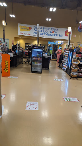 Supermarket «Giant Eagle Supermarket», reviews and photos, 420 E Waterfront Dr, Homestead, PA 15120, USA