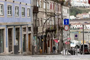 The Central House Porto Ribeira image