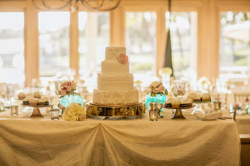 Cut the Cake, 5770 W Irlo Bronson Memorial Hwy #424, Kissimmee, FL 34746, USA, 