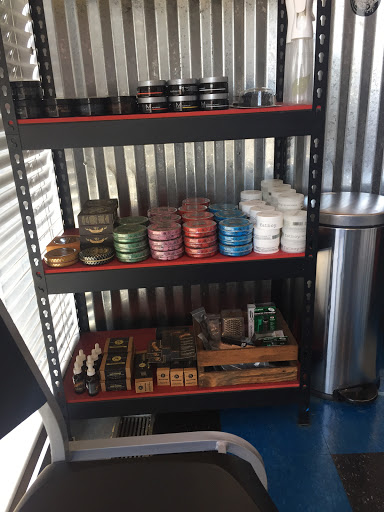 Hair Salon «Chop Tops Hair Company», reviews and photos, 611 W 39th St, Kansas City, MO 64111, USA