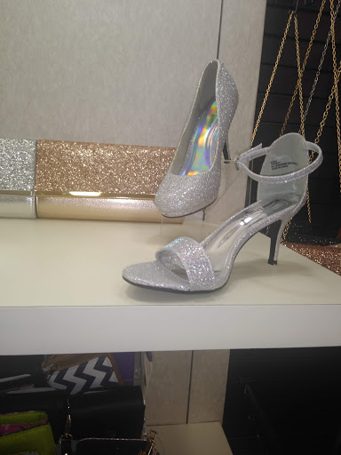 Shoe Store «Shoe Dept. Encore», reviews and photos, 12500 Winchester Rd SW, Cumberland, MD 21502, USA
