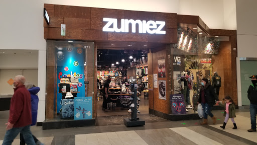 Zumiez