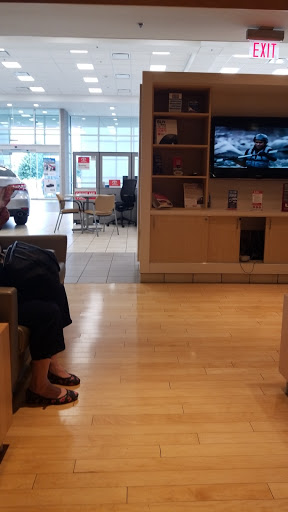 Used Car Dealer «Price Toyota», reviews and photos, 168 N Dupont Hwy, New Castle, DE 19720, USA