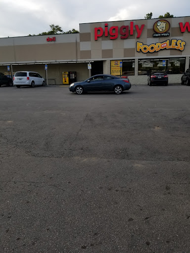 Supermarket «Piggly Wiggly», reviews and photos, 2526 S Monroe St, Tallahassee, FL 32301, USA