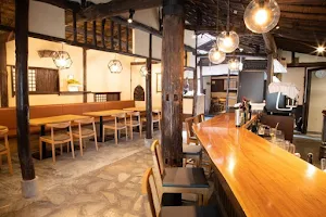 LaVASARA CAFE&GRILL image