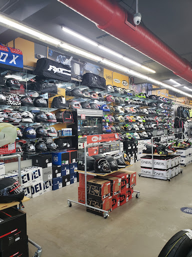 Motorcycle Parts Store «Cycle Gear», reviews and photos, 2052 Lincoln Hwy, Edison, NJ 08817, USA