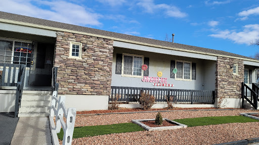 Jasmine Flowers & Gifts, 1722 E Bijou St, Colorado Springs, CO 80909, USA, 