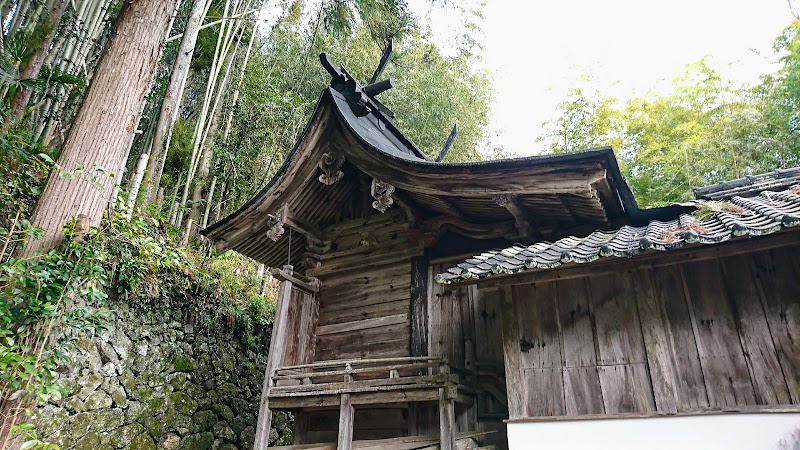 天津神社