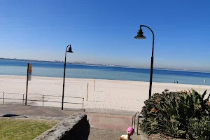 Brighton-Le-Sands Beach image