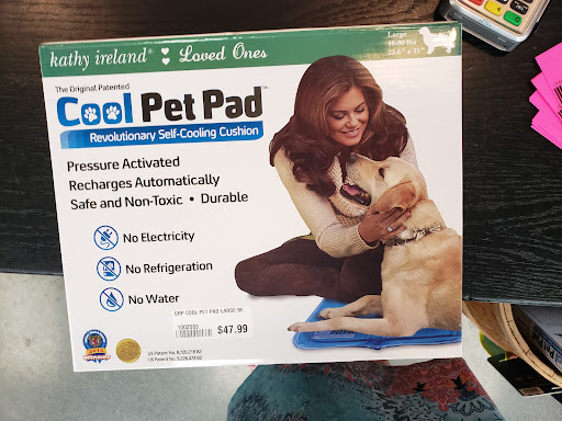 Pet Supply Store «Mud Bay», reviews and photos, 2750 77th Ave SE, Mercer Island, WA 98040, USA