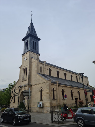 Église Sainte Geneviève à Rosny-sous-Bois