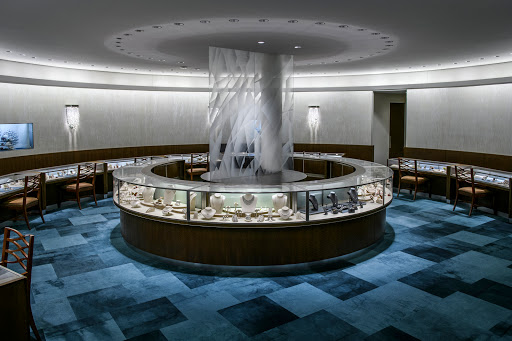Jewelry Store «Borsheims Fine Jewelry», reviews and photos, 120 Regency Pkwy, Omaha, NE 68114, USA