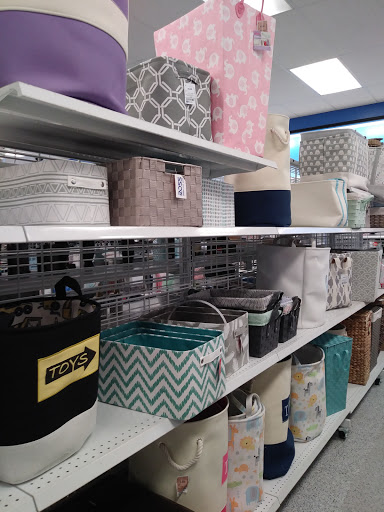 Clothing Store «Ross Dress for Less», reviews and photos, 330 N Hwy 67, Cedar Hill, TX 75104, USA