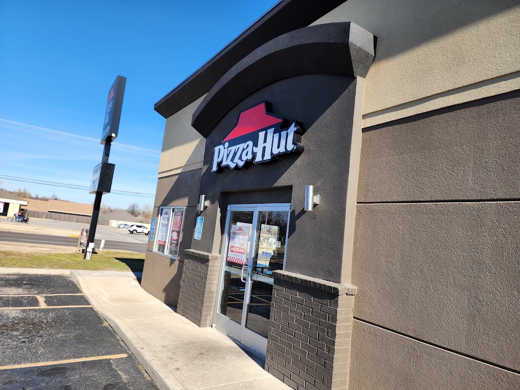 Pizza Hut 73008