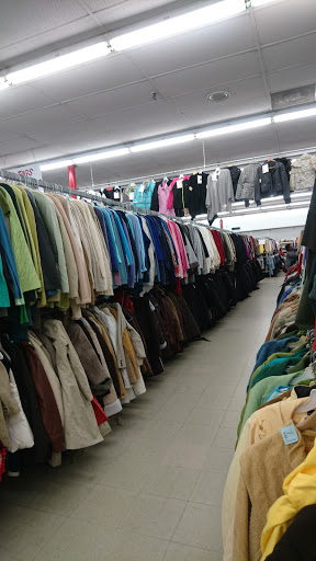 Thrift Store «Village Discount Outlet Store 12», reviews and photos, 4635 N Elston Ave, Chicago, IL 60630, USA