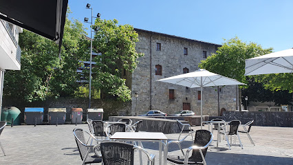 Galipan Jatetxea Taberna - Klara Donea Kalea, 1, 20720 Azkoitia, Gipuzkoa, Spain