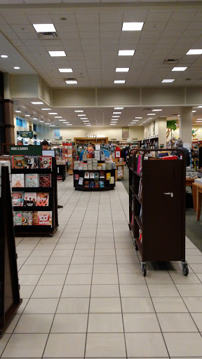 Book Store «Barnes & Noble», reviews and photos, 3100 Main St #1400, Maumee, OH 43537, USA