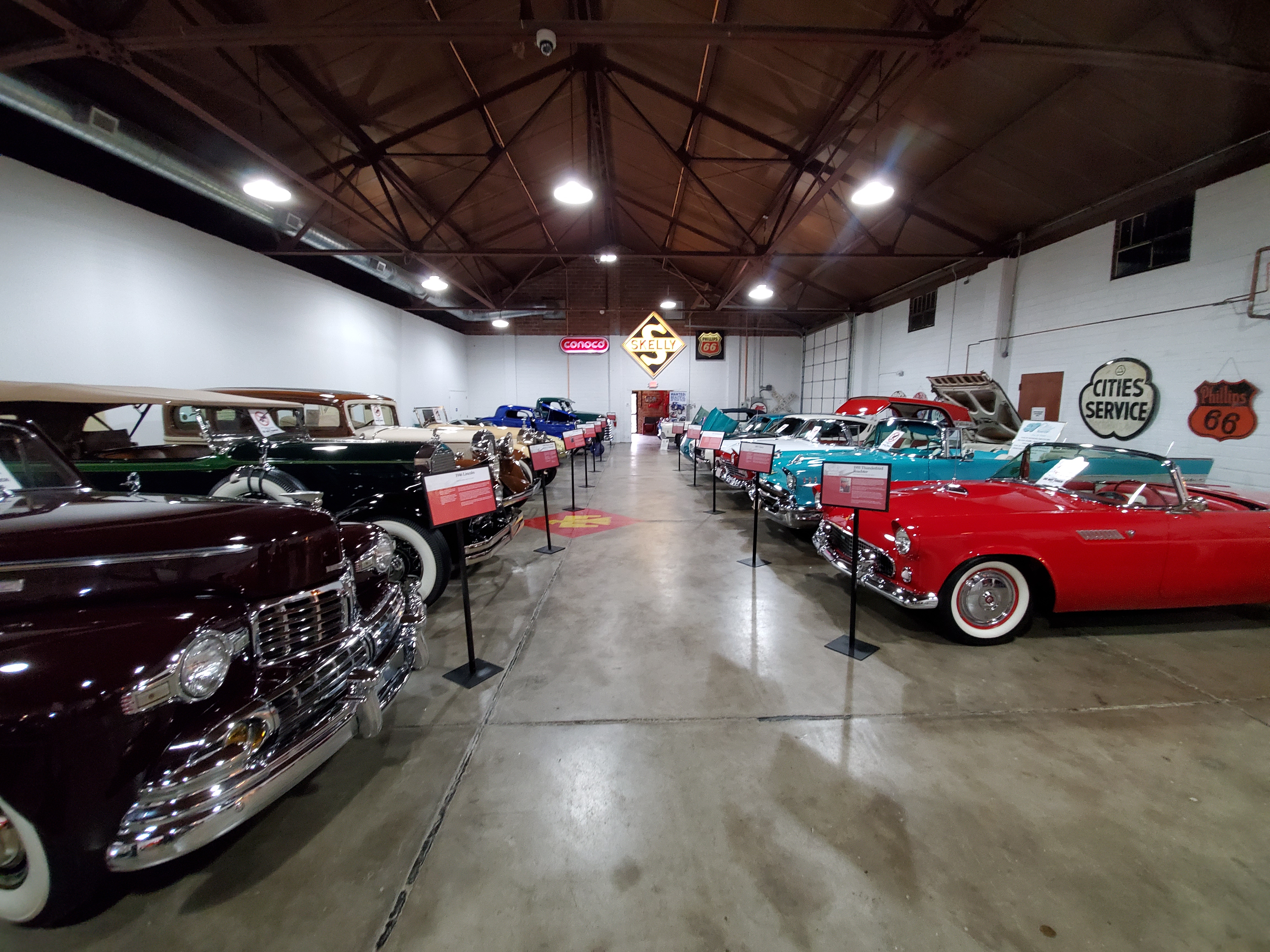 Picture of a place: Heart of Route 66 Auto Museum