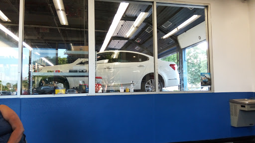 Auto Parts Store «Pep Boys Auto Parts & Service», reviews and photos, 17050 NW 57th Ave, Hialeah, FL 33015, USA