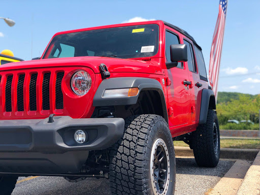 Car Dealer «Thompson Chrysler Dodge Jeep Ram of Harford County», reviews and photos, 1102 Bus Center Way, Edgewood, MD 21040, USA