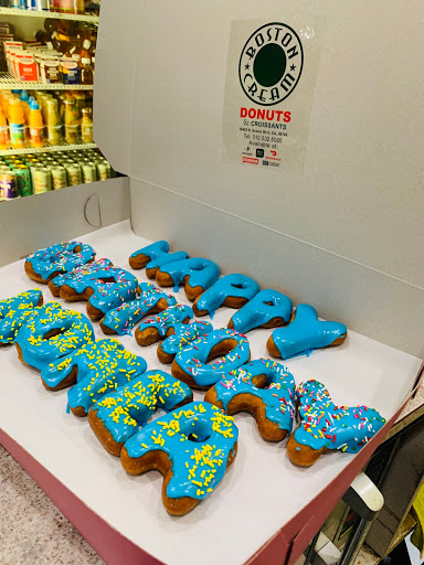 Donut Shop «Boston Cream Donut», reviews and photos, 18425 S Avalon Blvd, Carson, CA 90746, USA