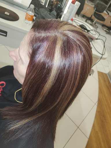 Hair Salon «Ulta Beauty», reviews and photos, 1635 River Valley Cir S #101, Lancaster, OH 43130, USA