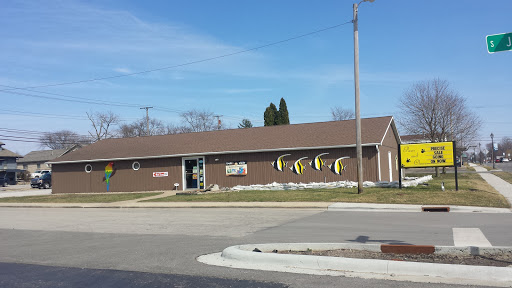 Pet Supply Store «Paws & Claws & Co», reviews and photos, 1801 E Market St, Warsaw, IN 46580, USA