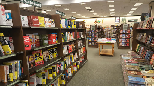 Book Store «Barnes & Noble», reviews and photos, 1530 11th Ave NW, Issaquah, WA 98027, USA