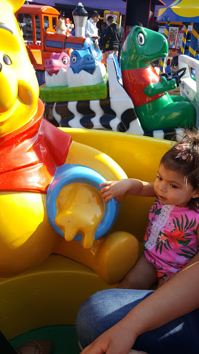 Shopping Mall «Los Amigos Mall», reviews and photos, 307 E Jefferson Blvd, Los Angeles, CA 90011, USA