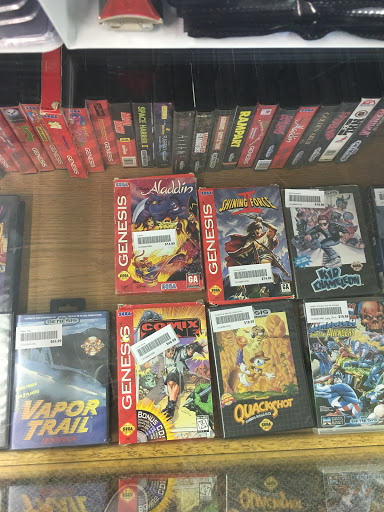 Side Quest Gaming, 502 W College Ave, Appleton, WI 54911, USA, 