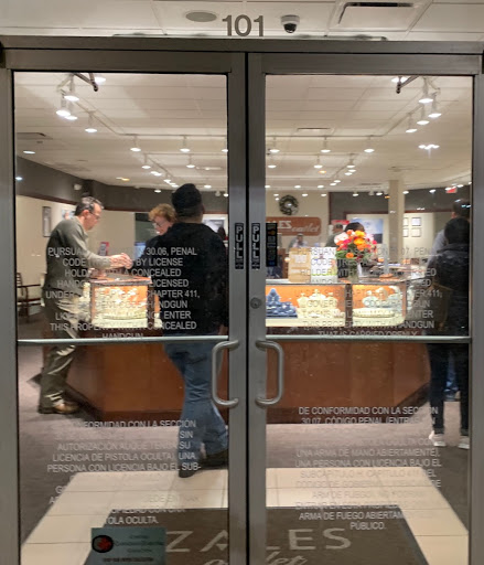 Jewelry Store «Zales - The Diamond Store», reviews and photos, 4101 S Cooper St #101, Arlington, TX 76015, USA