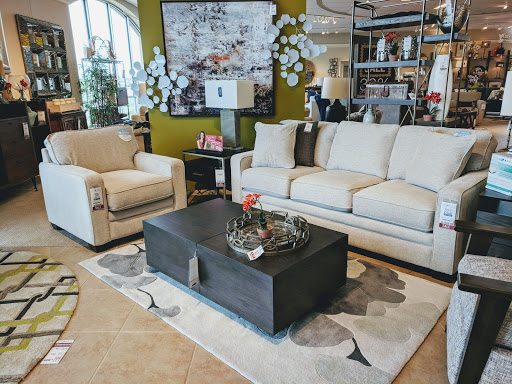 Furniture Store «La-Z-Boy Furniture Galleries», reviews and photos, 422 Randall Rd, South Elgin, IL 60177, USA