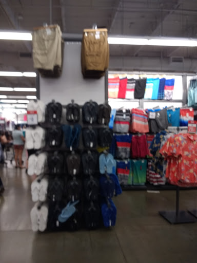 Clothing Store «Old Navy», reviews and photos, 9155 W Stockton Blvd, Elk Grove, CA 95758, USA