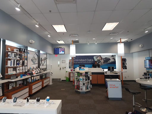 Cell Phone Store «AT&T», reviews and photos, 407 E Liberty St, Ann Arbor, MI 48104, USA