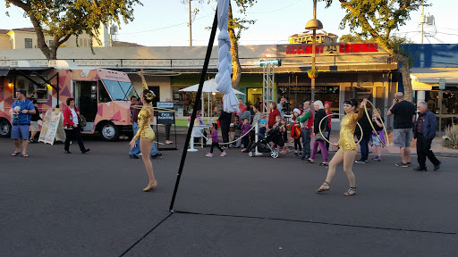 Shopping Mall «Fifth Avenue Shopping District», reviews and photos, 7083 E 5th Ave, Scottsdale, AZ 85251, USA