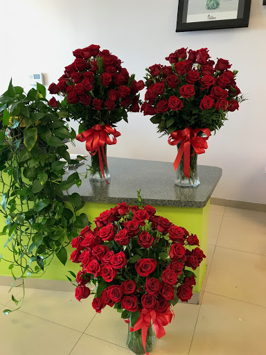 Florist «Elite Flowers and Gifts», reviews and photos, 20280 N 59th Ave #116, Glendale, AZ 85308, USA