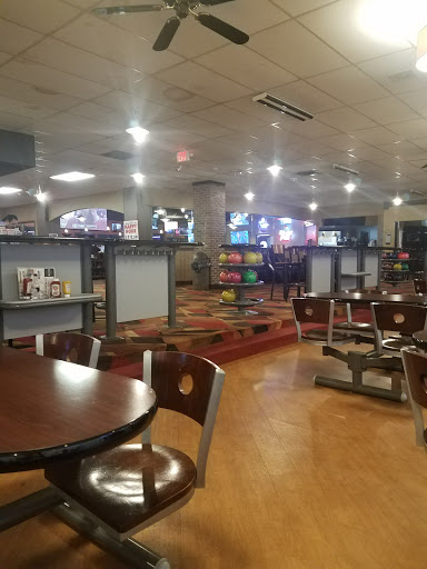 Bowling Alley «Game Of Mentor», reviews and photos, 7300 Palisades Pkwy, Mentor, OH 44060, USA