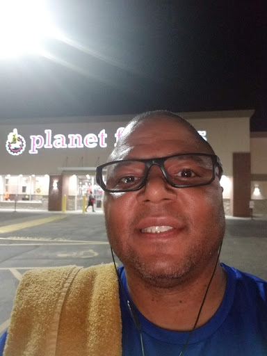 Gym «Planet Fitness», reviews and photos, 2415 NE Vivion Rd, Kansas City, MO 64118, USA