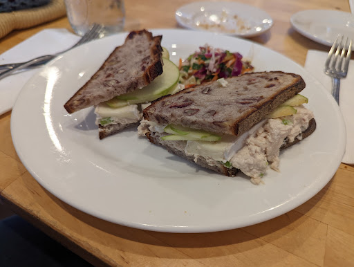 Traditional American Restaurant «Rosie», reviews and photos, 27 Elm St, New Canaan, CT 06840, USA