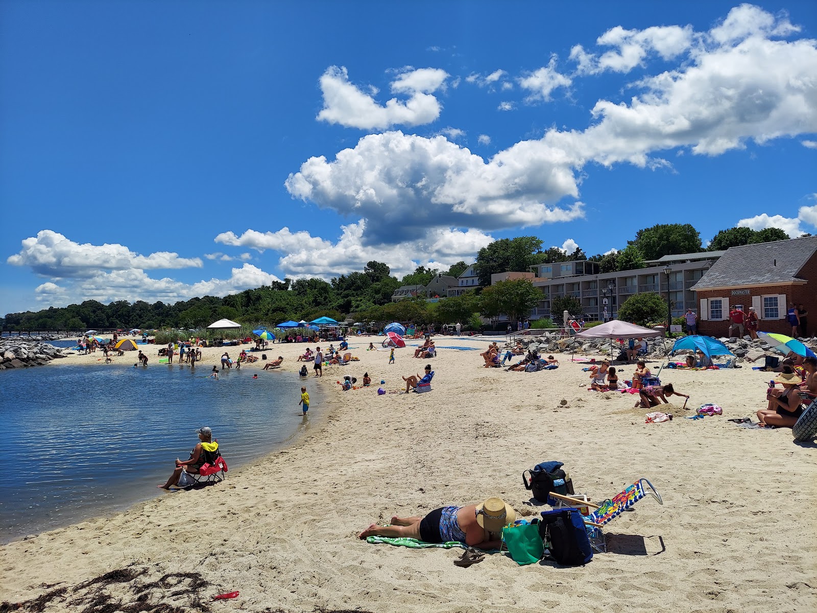 Yorktown beach photo #8