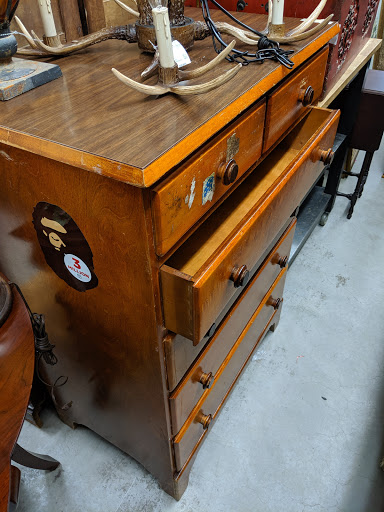 Donations Center «The Guild Shop», reviews and photos