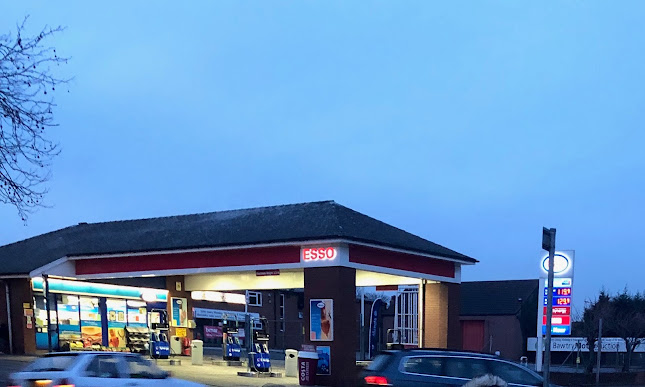 Comments and reviews of ESSO CORNER GARAGE
