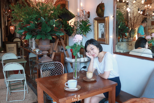 Floral Café at Napasorn