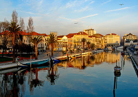 Love' in Aveiro Apartments - Beach (Alojamento Local Praia da Barra)