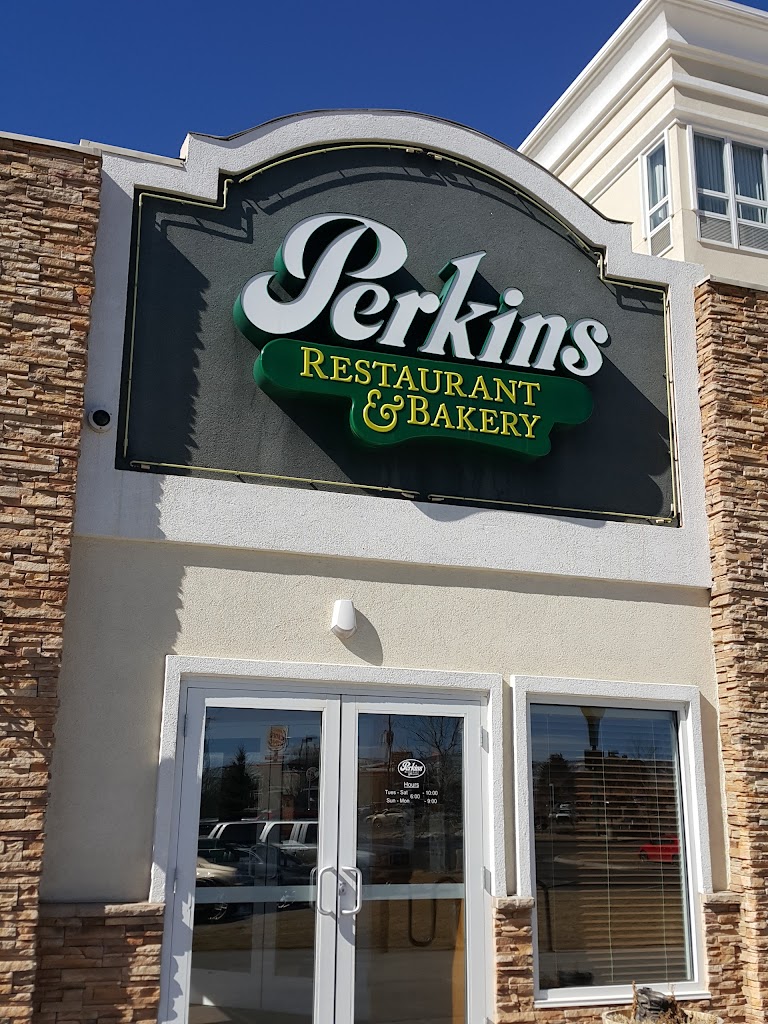 Perkins Restaurant & Bakery 82070