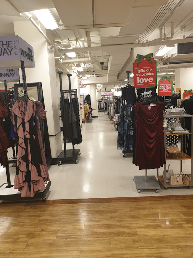 Department Store «T.J. Maxx», reviews and photos, 3222 M St NW, Washington, DC 20007, USA