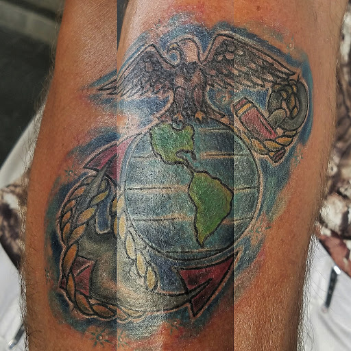 Tattoo Shop «Hazy Daze Tattoo Studio», reviews and photos, 2104 Strand St, Galveston, TX 77550, USA