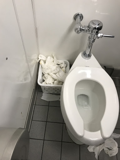 Clothing Store «Ross Dress for Less», reviews and photos, 7065 Cermak Rd, Berwyn, IL 60402, USA